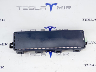подушка безопасности коленная Tesla Model X 1 поколение 2018, 1005259-00