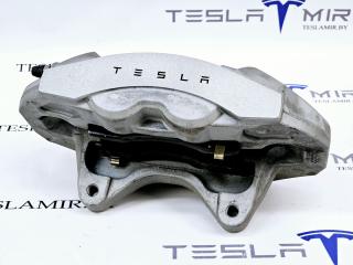 суппорт передний левый Tesla Model 3 1 поколение 2023, 1044621-00