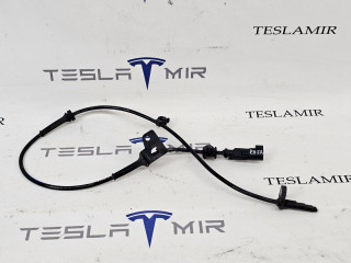 Датчик ABS АБС передний Tesla Model X 1 поколение 2018, 1027761-00