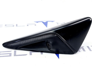 Повторитель поворота (камера крыла АП2.0/2.5/3.0) Tesla Model Y 1 поколение 2021, 1495865-20, 1125107-50