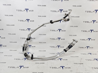 трубка кондиционера Tesla Model X 1 поколение 2018, 1032423-00