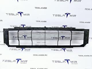 Решетка гриль декоративная основного радиатора (передний бампер) Tesla Model S 1 поколение [рестайлинг] 2017, 1058022-00