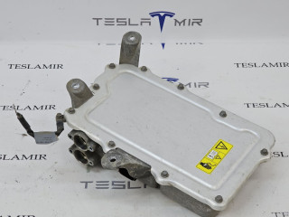 Джаншен бокс Tesla Model S 1 поколение [рестайлинг] 2018, 1059891-00, 1031159-00