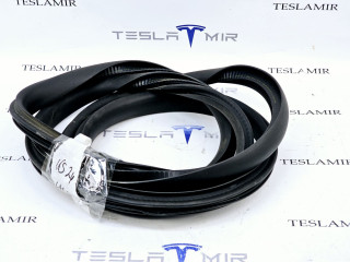 уплотнитель двери Tesla Model Y 1 поколение 2021, 1497673-98, 1497673-00, 1497674-00