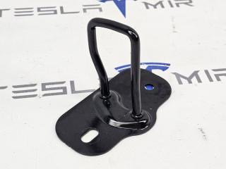 Петля (ригель) замка капота (одиночная) Tesla Model 3 2 поколение 2024, 1645986-00