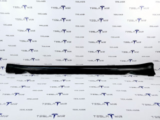 накладка на порог Tesla Model 3 1 поколение 2019, 1089830-00, 1089828-00