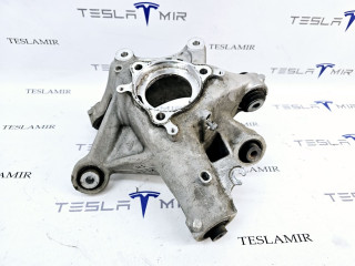 кулак задний правый Tesla Model Y 1 поколение 2021, 1188416-00