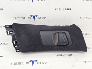 Накладка стойки B внутренняя Tesla Model X 1 поколение 2018, 1045664-02, 1035954-16, 1080487-01