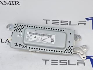блок радио Tesla Model 3 1 поколение 2023, 1079749-00