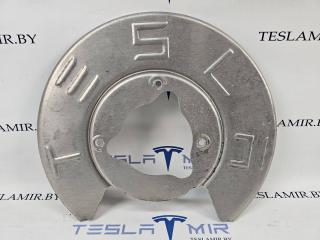 защитный кожух тормозного механизма Tesla Model 3 1 поколение 2023, 1044665-00