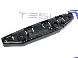 крепление бампера Tesla Model 3 1 поколение 2019, 1084182-00