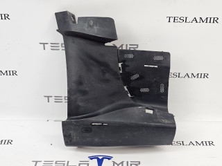 крепление бампера Tesla Model 3 1 поколение 2020, 1084177-00