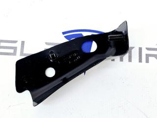 крепление ( кронштейн ) крыла Tesla Model Y 1 поколение 2021, 1487444-S0, 1487444-00