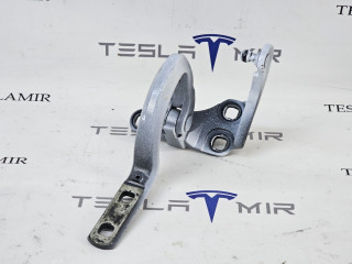 петля двери Tesla Model X 1 поколение 2018, 1037844-00