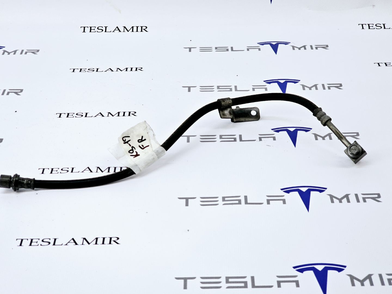 шланг тормозной Tesla Model 3 1 поколение 2019, 1044722-00 - фото №1