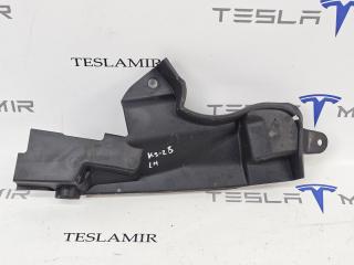 планка под капот Tesla Model 3 2 поколение 2024, 1694503-01