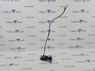 замок двери передней правой Tesla Model S 1 поколение [рестайлинг] 2018, 1039668-00, 6008912-00