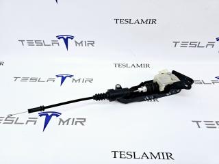 Электропривод (активатор, актуатор) замка капота Tesla Model 3 1 поколение 2019, 1098790-00