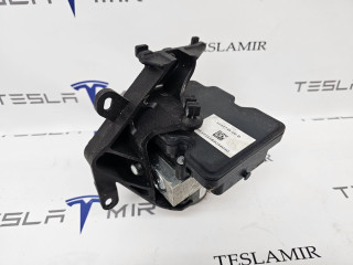 блок ABS Tesla Model Y 1 поколение 2022, 1044745-00, 1103541-00, 1188741-50