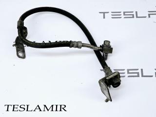 шланг тормозной Tesla Model 3 1 поколение 2019, 1044721-00