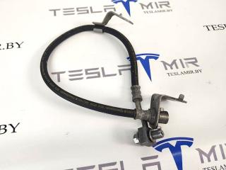 шланг тормозной Tesla Model 3 1 поколение 2023, 1044721-00