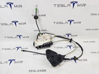 замок двери передней правой Tesla Model X 1 поколение 2018, 1112064-00