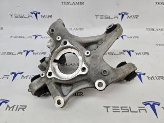 кулак задний правый Tesla Model 3 1 поколение 2023, 1044416-00