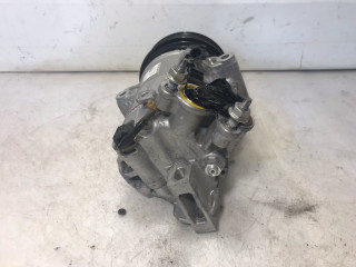 компрессор кондиционера Volvo XC60 2 поколение 2023, 2.0 л., бензин, АКПП, белый, внедорожник 5 дв., передний привод, P31497908