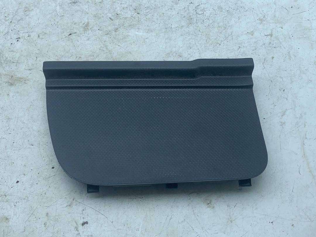 заглушка Subaru Forester 5 поколение (SK) 2020, 2.5 л., бензин, АКПП, серый, внедорожник 5 дв., полный привод - фото №1