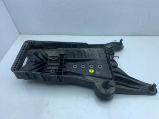 полка аккумулятора Volkswagen Atlas 2018, 2.0 л., бензин, АКПП, черный, внедорожник 5 дв., передний привод, 3QF915331