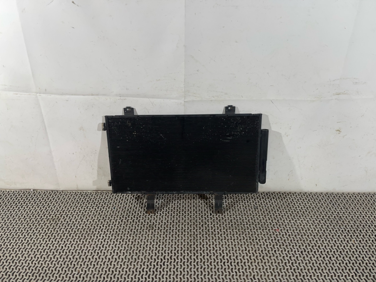 радиатор кондиционера Acura RDX 3 поколение 2020, 2.0 л., бензин, АКПП, белый, внедорожник 5 дв., полный привод, 80100-TJB-A011-M1 - фото №1