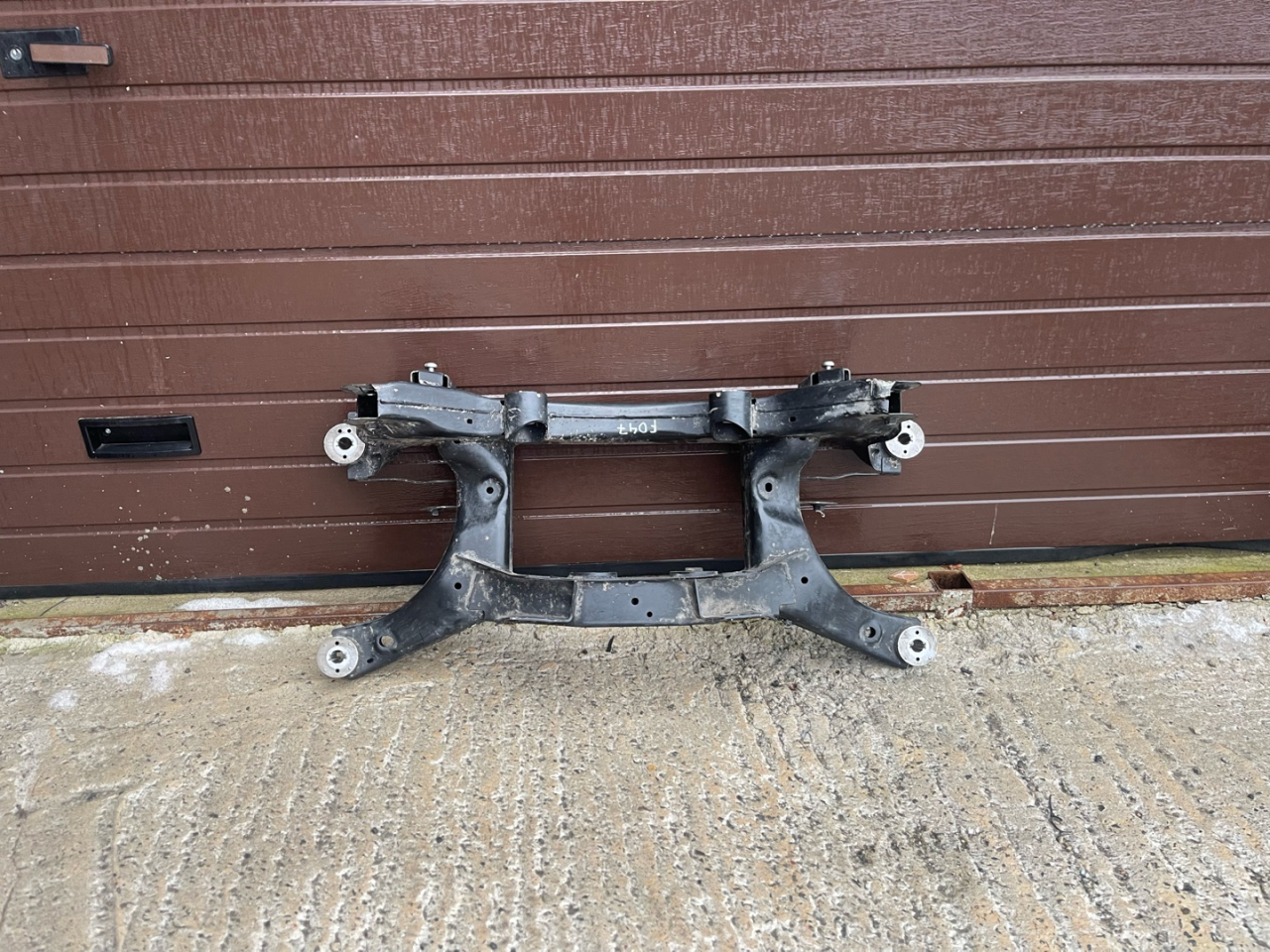 балка подвески задняя Ford Bronco Sport 1 поколение 2021, 1.5 л., бензин, АКПП, серебряный, внедорожник 5 дв., полный подключаемый привод - фото №1