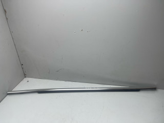 молдинг двери задней левой Volvo XC60 2 поколение 2023, 2.0 л., бензин, АКПП, белый, внедорожник 5 дв., передний привод