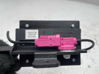 антенна Acura RDX 3 поколение 2020, 2.0 л., бензин, АКПП, черный, внедорожник 5 дв., полный привод, 39510TJBA011M1