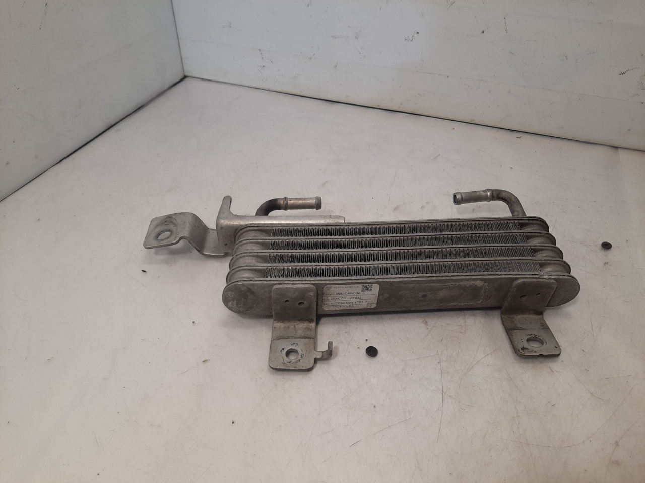 радиатор масляный Subaru Outback 6 поколение 2021, 2.4 л., бензин, АКПП, синий, внедорожник 5 дв., полный привод, 45510AN00A - фото №1