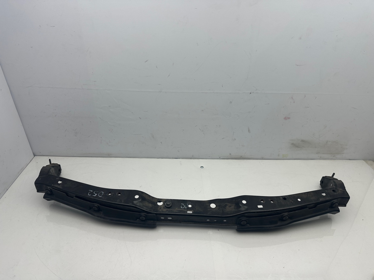 кронштейн (крепление) Acura RDX 3 поколение 2020, 2.0 л., бензин, АКПП, черный, внедорожник 5 дв., полный привод, 71160-TJB-A00 - фото №1