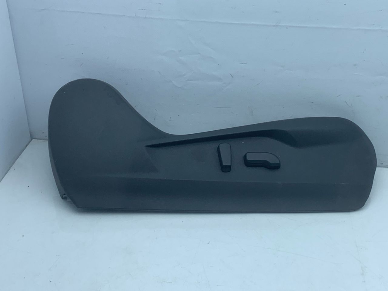 блок управления сиденьем Subaru Outback 6 поколение 2021, 2.4 л., бензин, АКПП, синий, внедорожник 5 дв., полный привод - фото №1