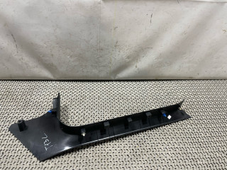 накладка на порог внутренняя Tesla Model S 1 поколение (2012 - 2016), 0.1 л., электро, АКПП, серый, седан, задний привод, 100796800D