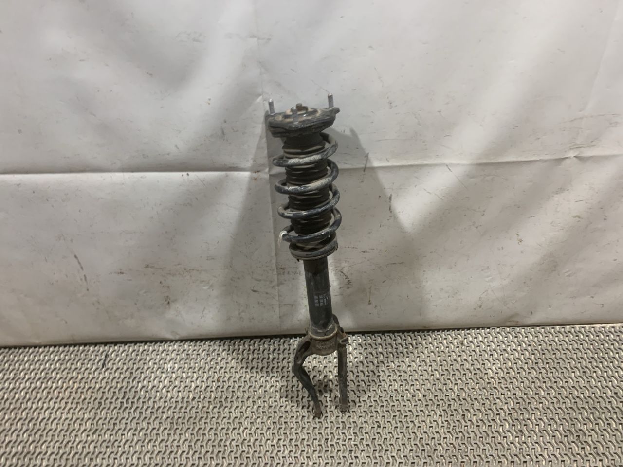 стойка передняя левая Acura TLX 3-е поколение 2021, 2.0 л., бензин, АКПП, серый, передний привод, 51620-TGV-A530-M1 - фото №1