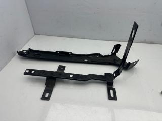 крепление аккумулятора Volkswagen Atlas 2018, 2.0 л., бензин, АКПП, черный, внедорожник 5 дв., передний привод