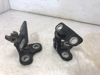 петля двери Jaguar XE X760 [ресталинг] 2019, 2.0 л., бензин, АКПП, черный, задний привод