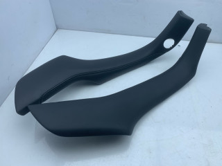 Декоративная накладка центральной консоли Acura RDX 3 поколение 2020, 2.0 л., бензин, АКПП, черный, внедорожник 5 дв., полный привод, 83402TJBA0, 83403TJBA0, 83420-TJB-A01ZD, 83403-TJB-A01ZD