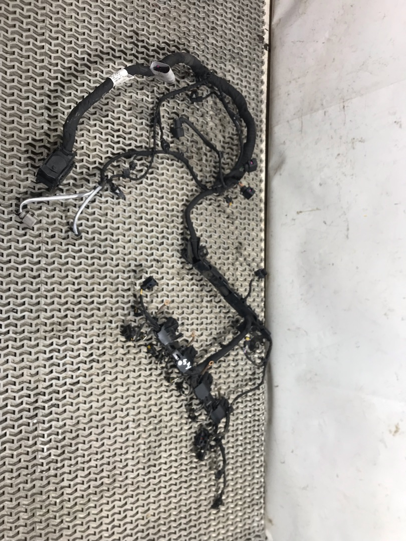 проводка двигателя Volkswagen Atlas 2018, 2.0 л., бензин, АКПП, черный, внедорожник 5 дв., передний привод, Q6K972627DS - фото №1