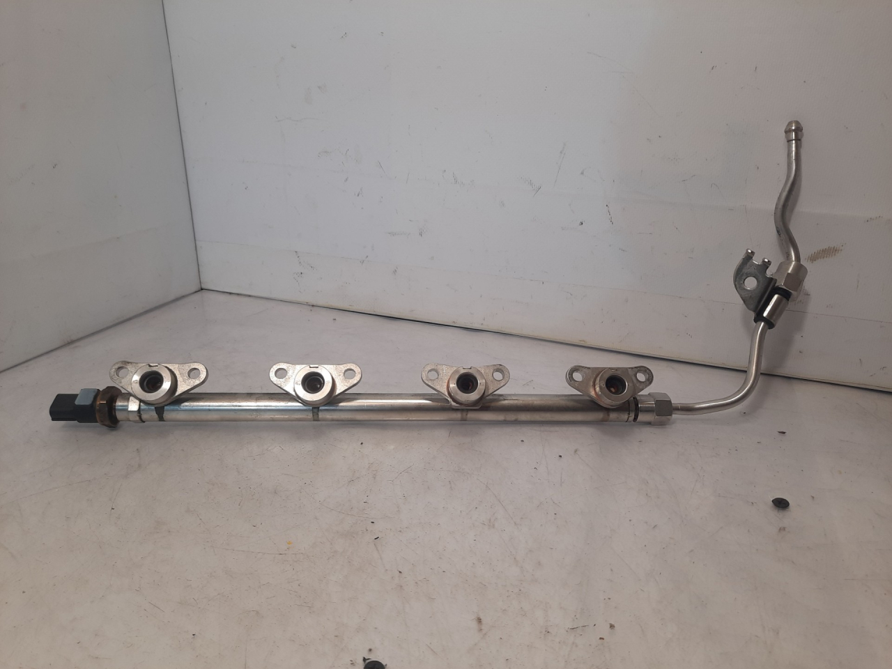 топливная рампа Acura RDX 3 поколение 2019, 2.0 л., бензин, АКПП, белый, внедорожник 5 дв., полный привод - фото №1