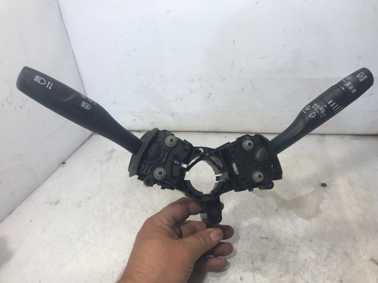 переключатель подрулевой (стрекоза) Chevrolet TrailBlazer 3 поколение 2021, 1.3 л., бензин, АКПП, черный, хетчбэк 5 дв., передний привод, 39206929 - фото №1