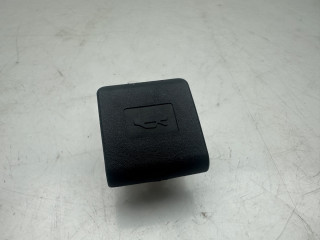 ручка открывания капота Tesla Model S 1 поколение (2012 - 2016), 0.1 л., электро, АКПП, серый, седан, задний привод