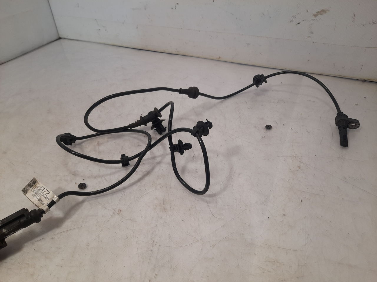 датчик ABS Chevrolet Equinox 3 поколение 2018, 1.5 л., бензин, АКПП, черный, внедорожник 5 дв., полный привод, 23376172 - фото №1