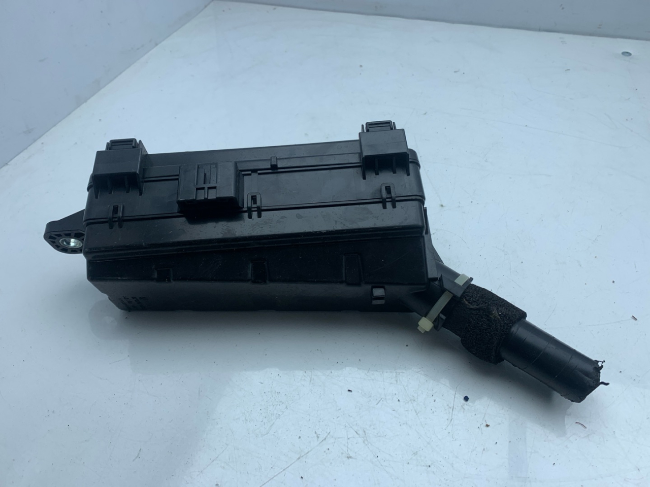 блок предохранителей Acura RDX 3 поколение 2020, 2.0 л., бензин, АКПП, черный, внедорожник 5 дв., полный привод, 7171707830 - фото №1