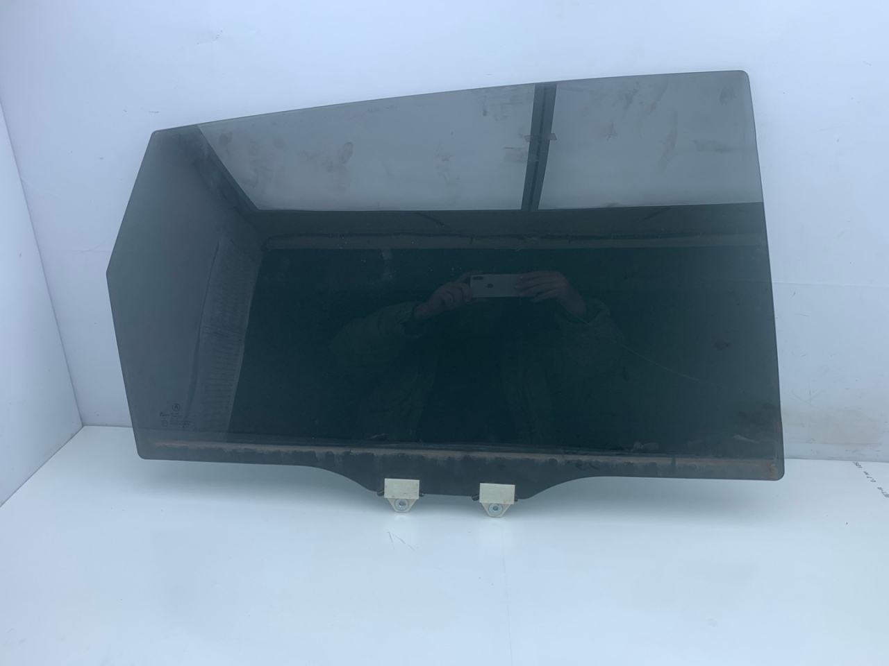 стекло двери задней правой Acura RDX 3 поколение 2019, 2.0 л., бензин, АКПП, белый, внедорожник 5 дв., полный привод - фото №1