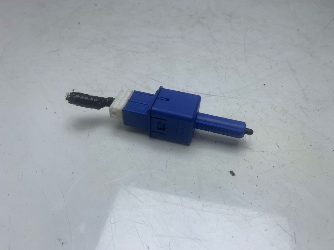 Датчик педали тормоза (лягушка) Acura TLX 3-е поколение 2021, 2.0 л., бензин, АКПП, серый, передний привод - фото №1